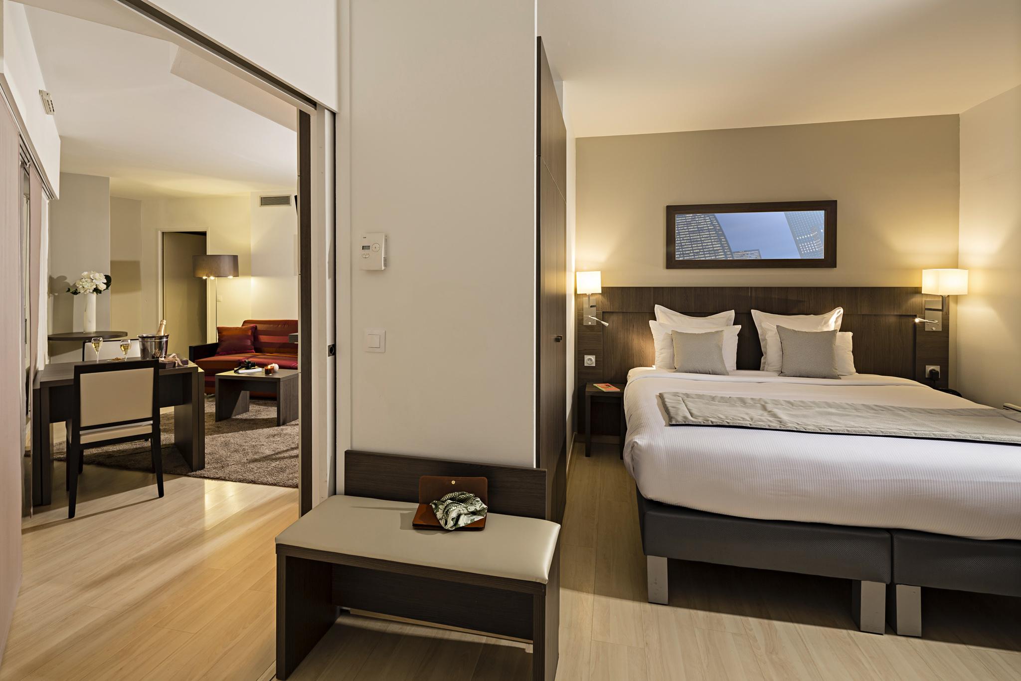 Residhome Courbevoie La Defense Екстериор снимка