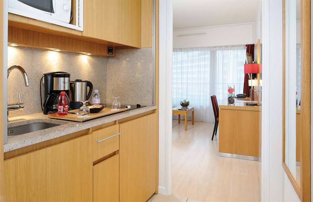 Residhome Courbevoie La Defense Екстериор снимка