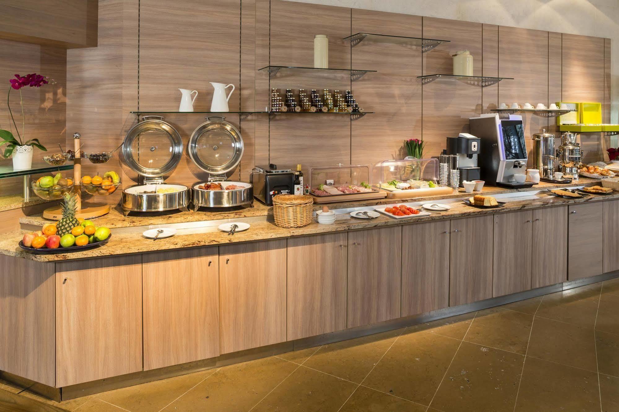 Residhome Courbevoie La Defense Екстериор снимка